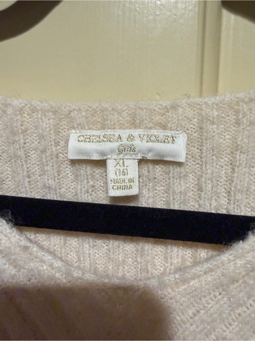Sweater bundle - Picture 6 of 6